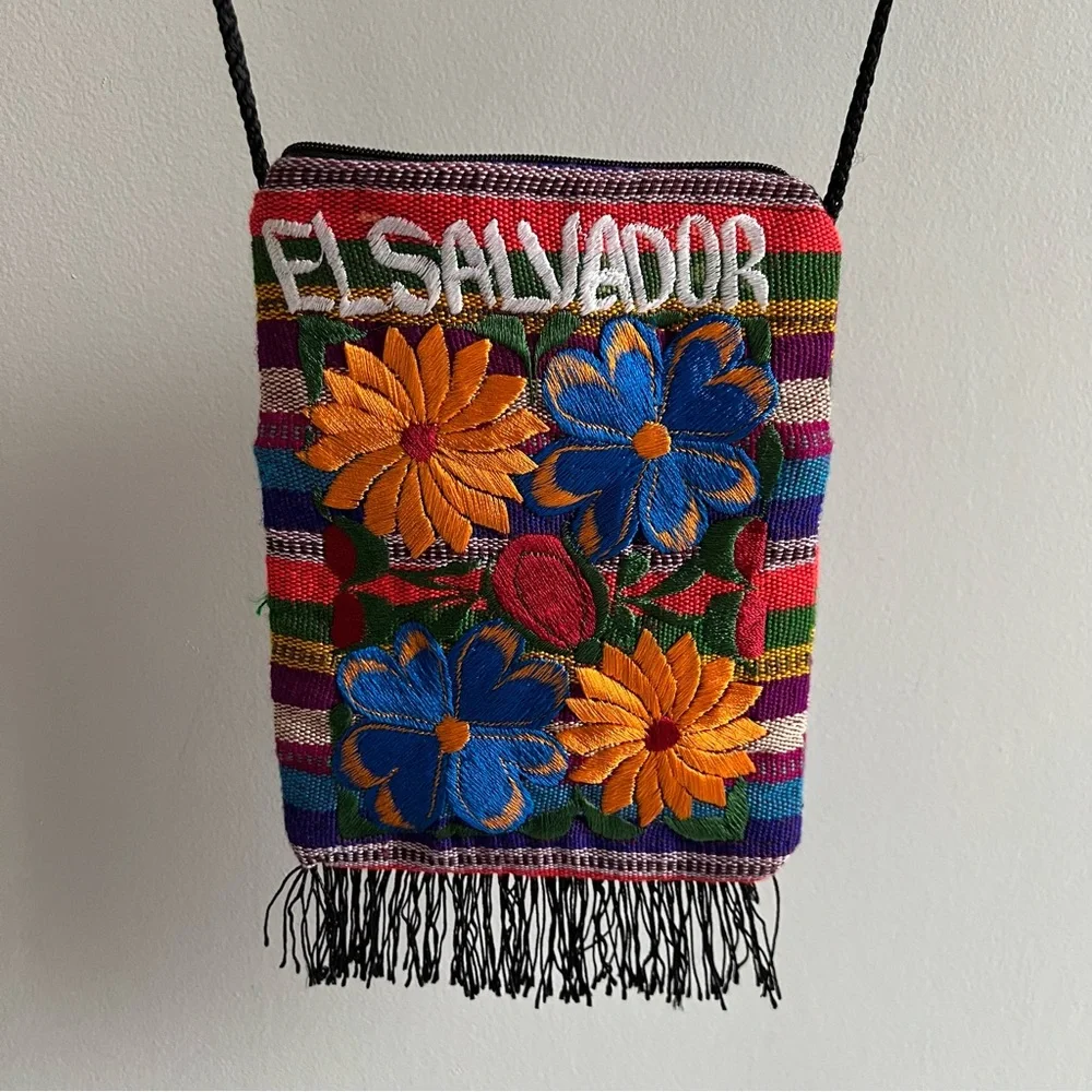 El Salvador Embroidered Floral Crossbody Bag - Multicolor - Picture 1 of 6